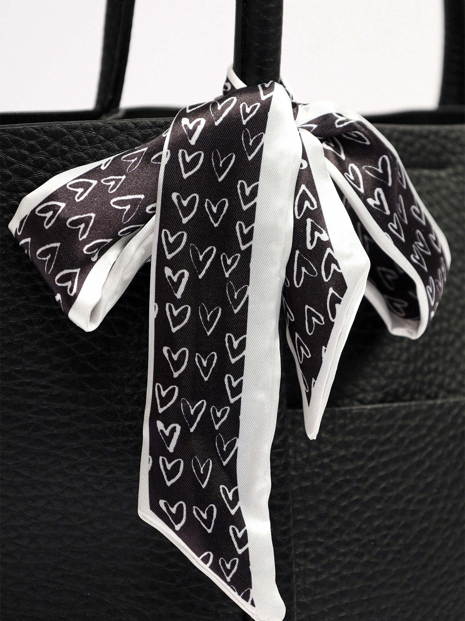 Сумка-тоут с декоративным платком в ассортименте